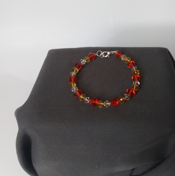 Swarovski Handmade Red Crystal Bracelet - Picture 5 of 6